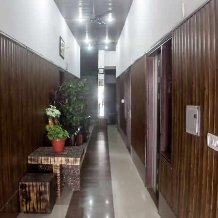 Oyo 6370 Hotel Golden Woods Amritsar Exterior photo